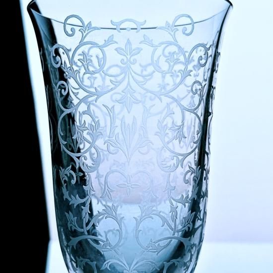 可憐なオールドバカラ エルナの花瓶【1936年以降】美しい唐草フラワー