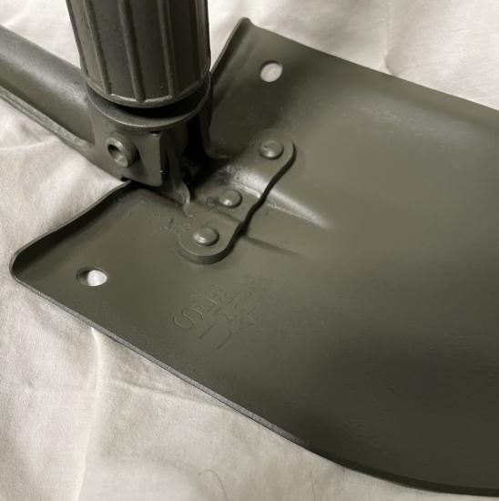 米軍スコップ M-1956 二つ折り ピック機能＆カバー付き エント