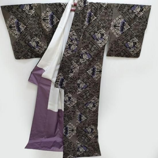 大島紬 本場奄美大島紬 泥染め 正倉院鳳凰紋 カジュアル着物 お仕立