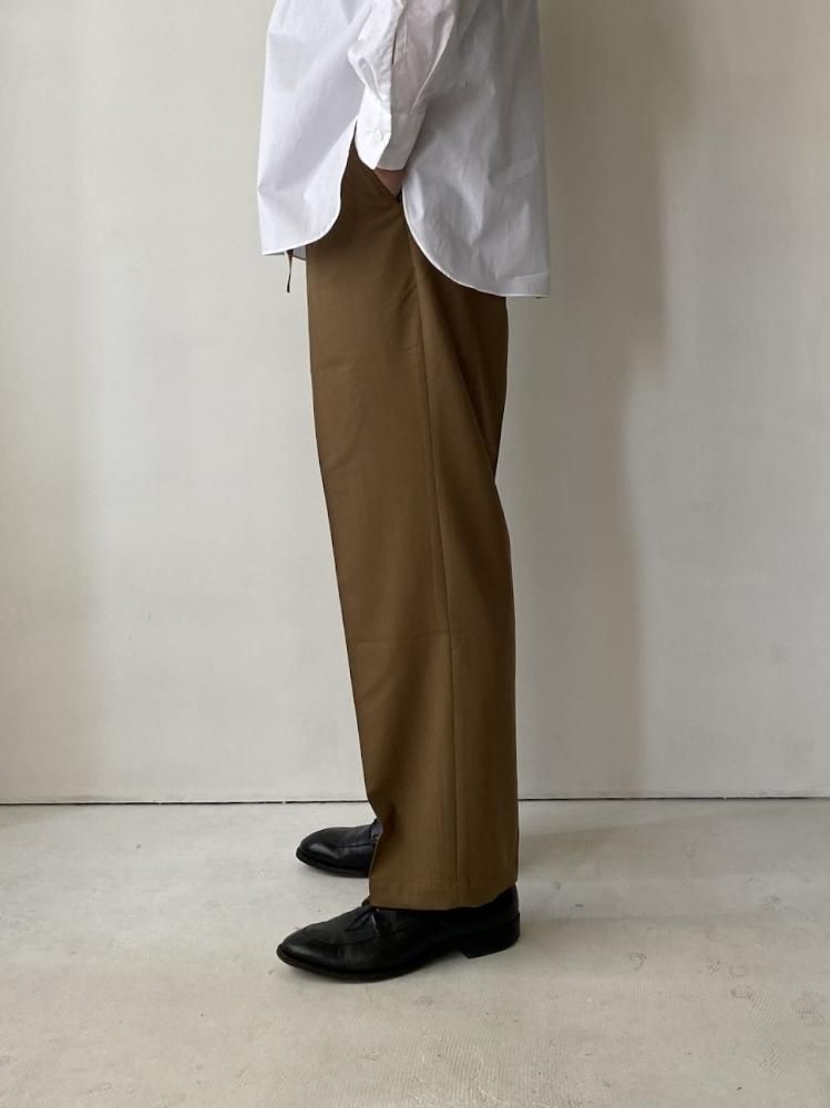 MARKAWARE SUPER 120'S WOOL TROPICAL CLASSIC FIT EASY PANTS - GARDEN