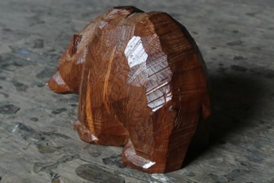 引間二郎 木彫り熊（カット彫り）