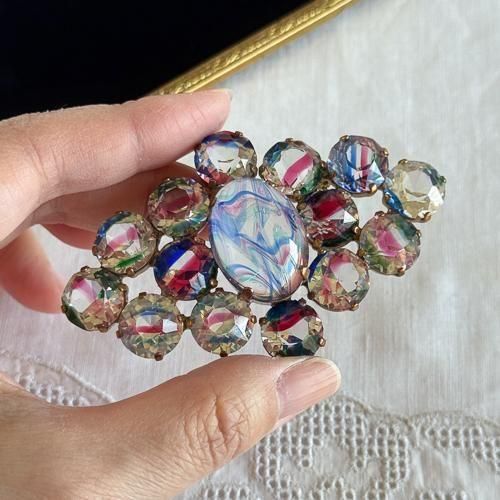 チェコ製 アイリスガラスのジュエリー 大粒ひし形ブローチ - チェコ
