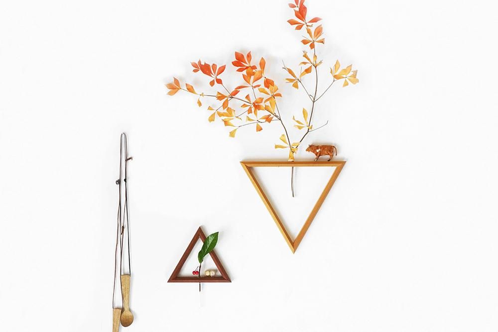 次回再入荷予定未定】うだまさし/サクラ/壁掛けサンカク（S） - BOWKNOT