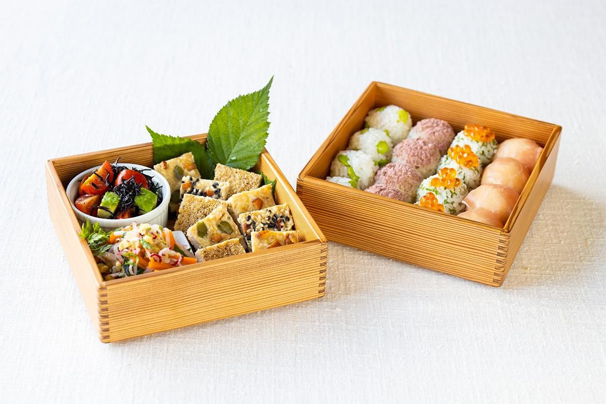 黒木クラフト工房・みやざき杉の二段重（5寸）｜低座の椅子と暮らしの