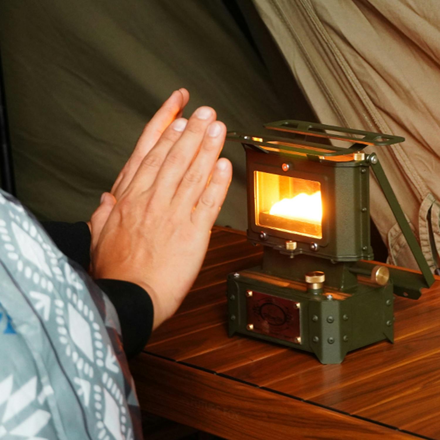 FUTURE FOX アイロンストーブ オイルランタン キャンプストーブ