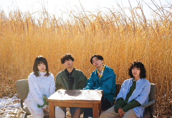 Laura day romanceが本日2ndアルバム『roman candles/憧憬蝋燭