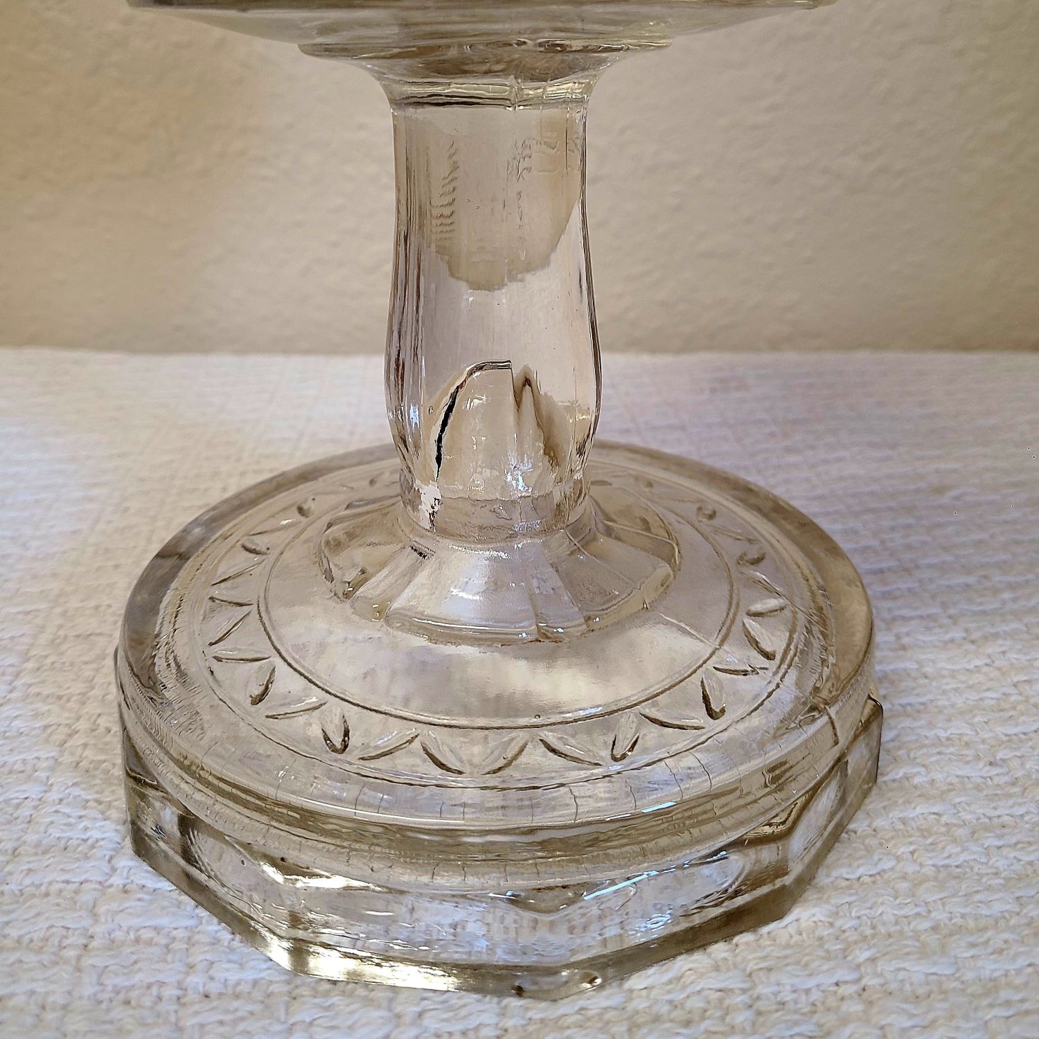 Aladdin Lamp Washington Drape Plain Stem circa 1940-1949