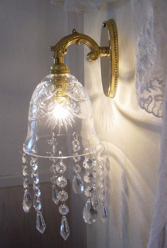 アンティーク調小さな真鍮のウォールランプ（ブラケットライト