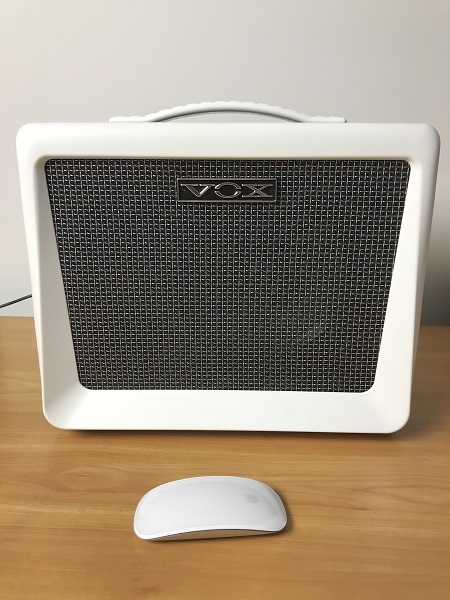 Nutube搭載、50W 出力の真空管キーボード・アンプ VOX VX50KB
