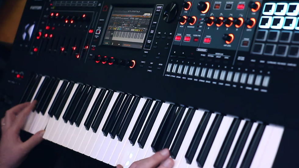 Roland FANTOM EX | 更に進化した新世代のフラッグシップ