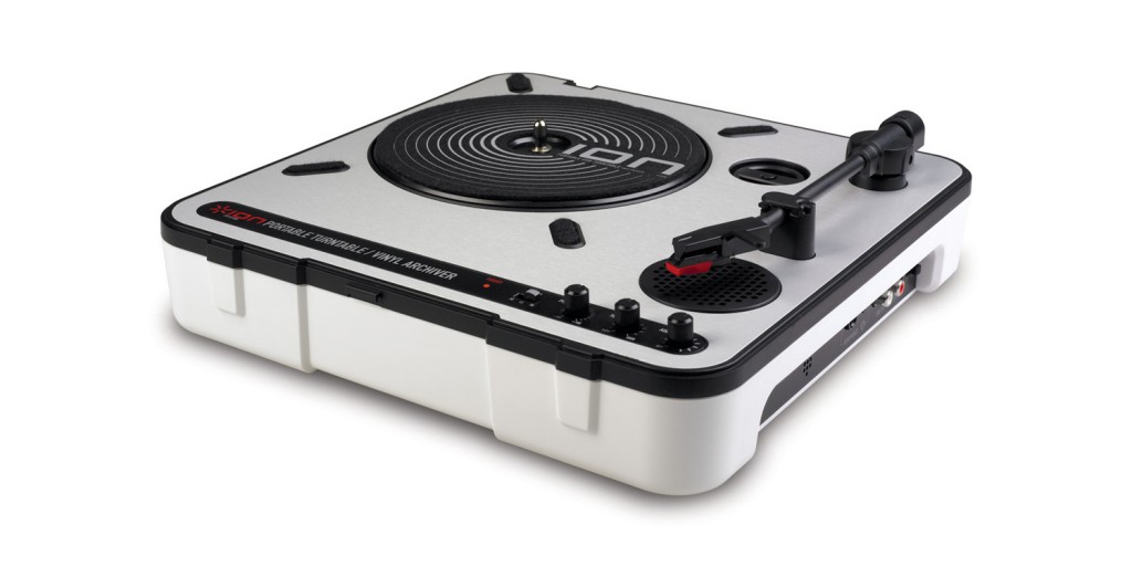 どこでもレコードを楽しめるモバイル・アナログ・レコードプレーヤー