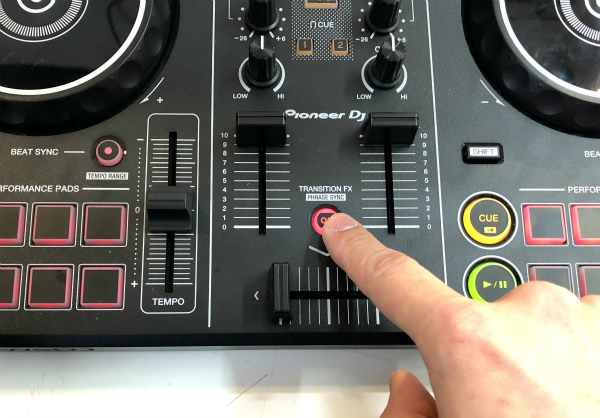 レビュー】DDJ-200 × WeDJが凄い！初心者に最高すぎる！Beatport Link