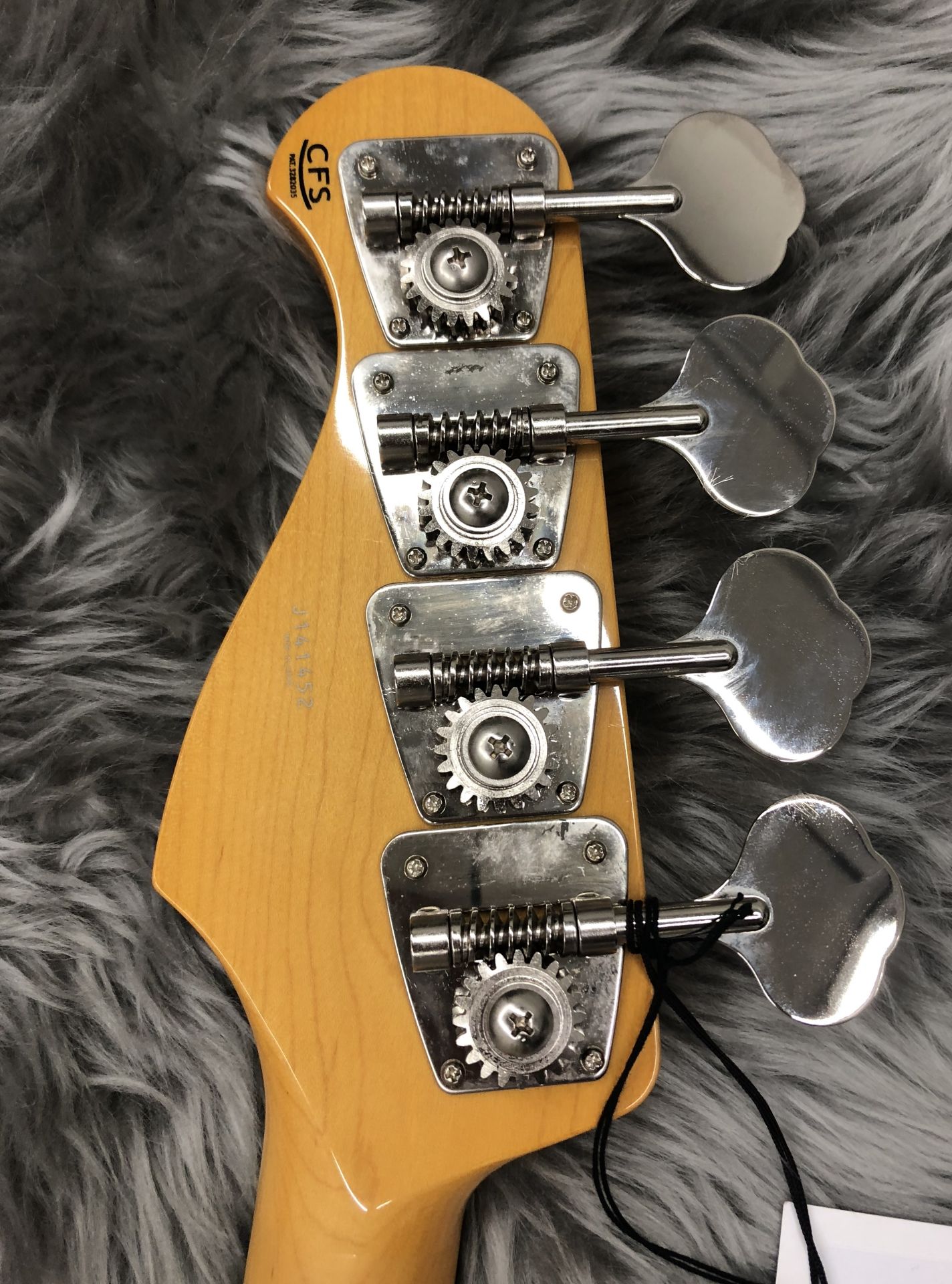 セール品情報】エレキベース Cool Z / ZPB-10R 1点限りのお買得品です