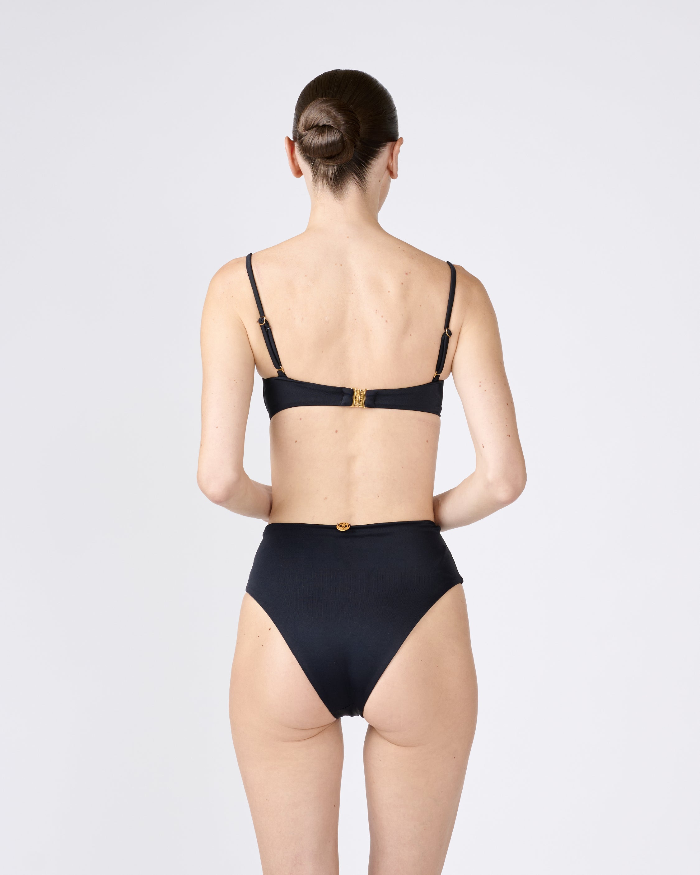 AVA BIKINI TOP – Bahía María Int