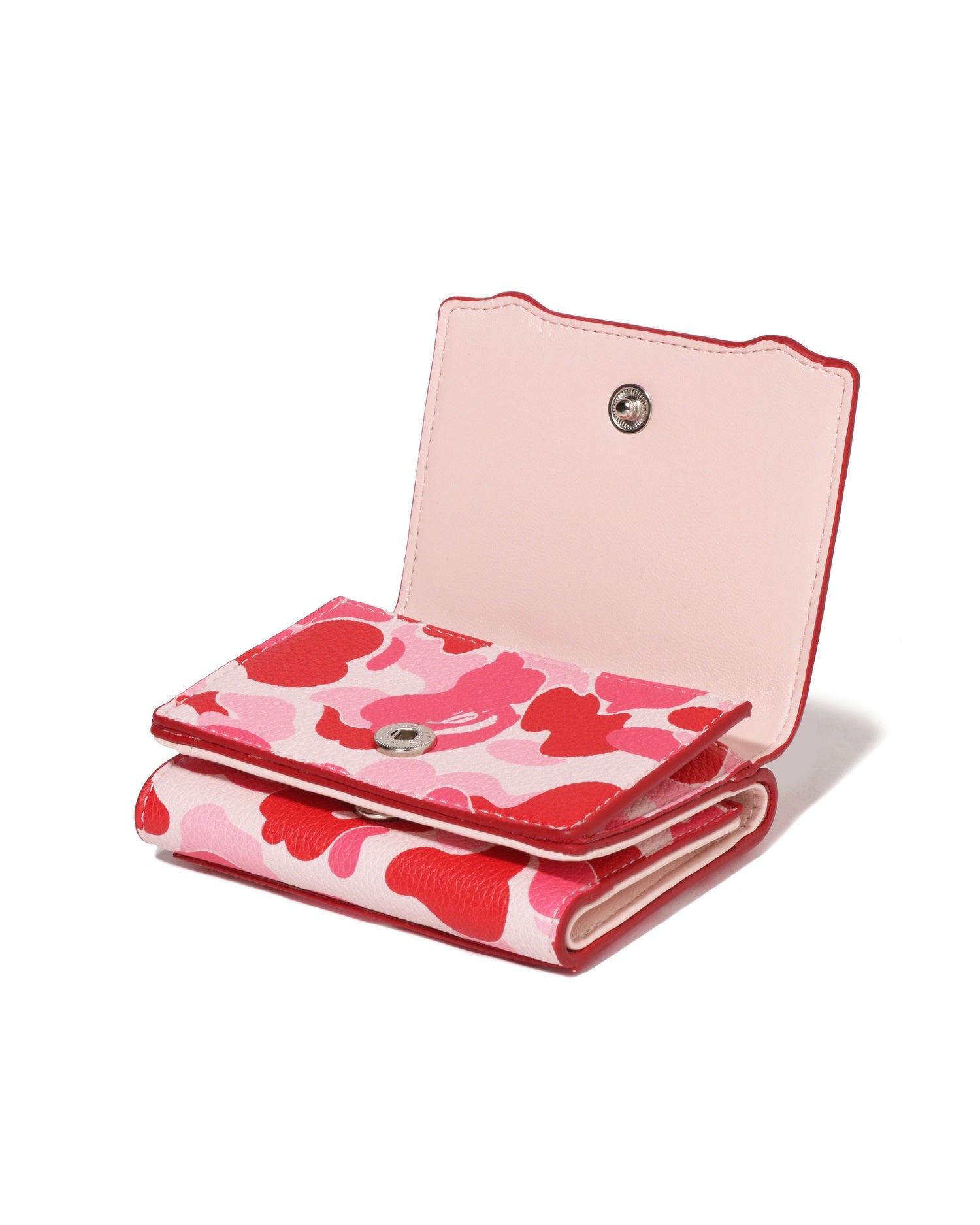 A BATHING APE® Abc Camo Baby Lisa Leather Wallet | Bape official