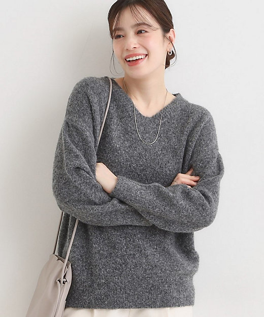 ふわふわVネックニット（2002547125） | SHOO LA RUE