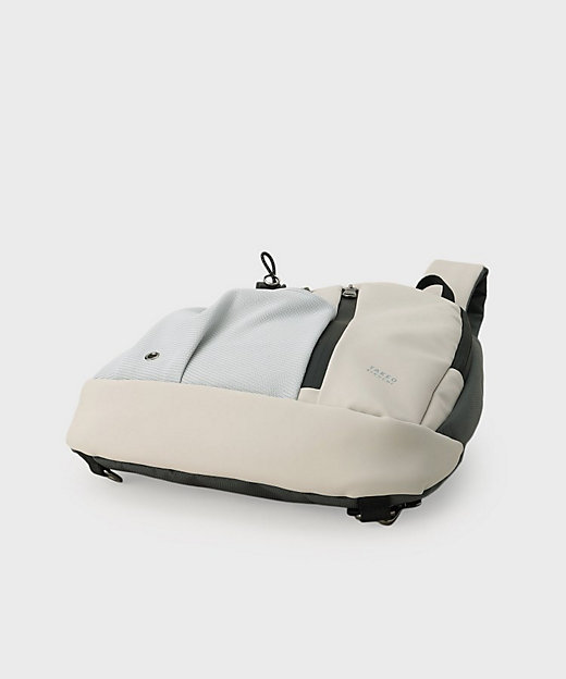 STORAGE ミドルボディバッグ（2002528983） | TAKEO