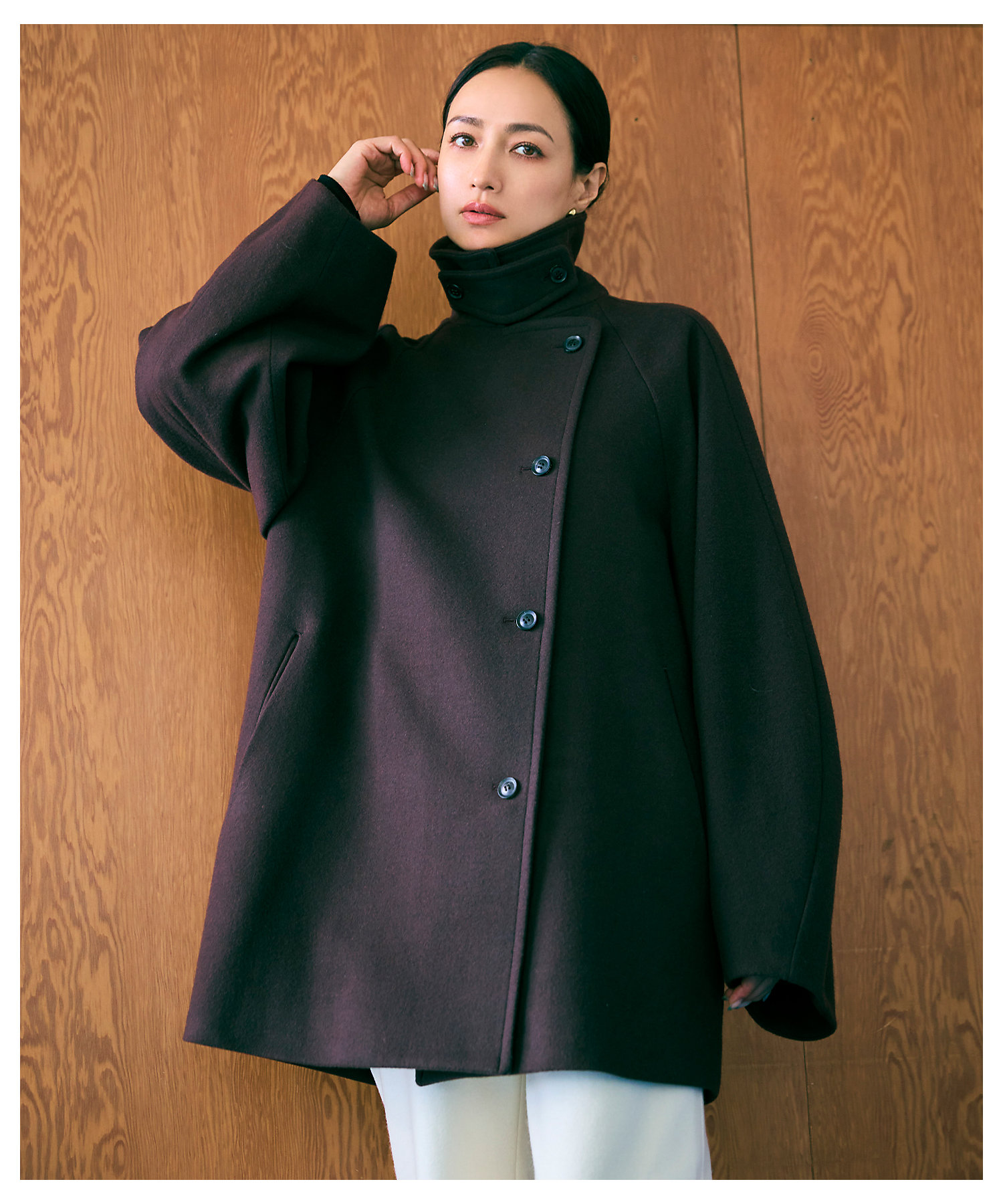 GABELLE ／ ミドル丈スタンドカラーウールコート