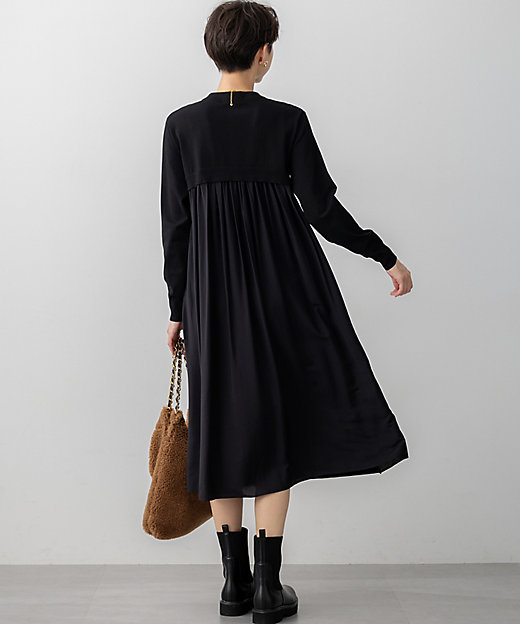 洗える／吊り干しOK】レーヨンストレッチ バックデザイン ニット