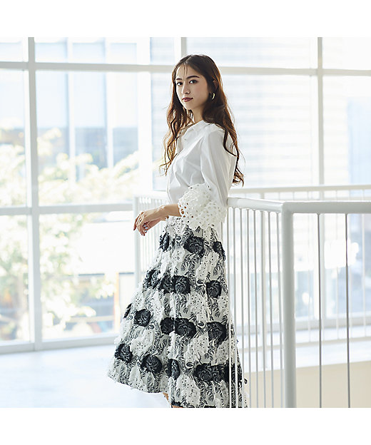 フラワージャカードスカート（83042402） | Rose Tiara (Women