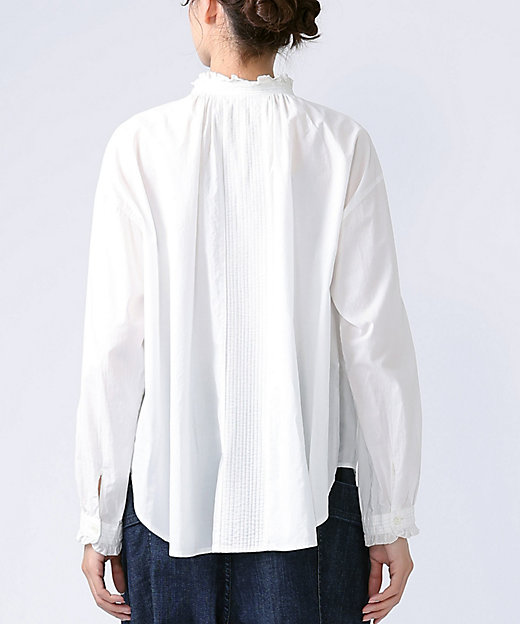 シェリー・E コットンの立ち襟ギャザーブラウス 白 1328053ー