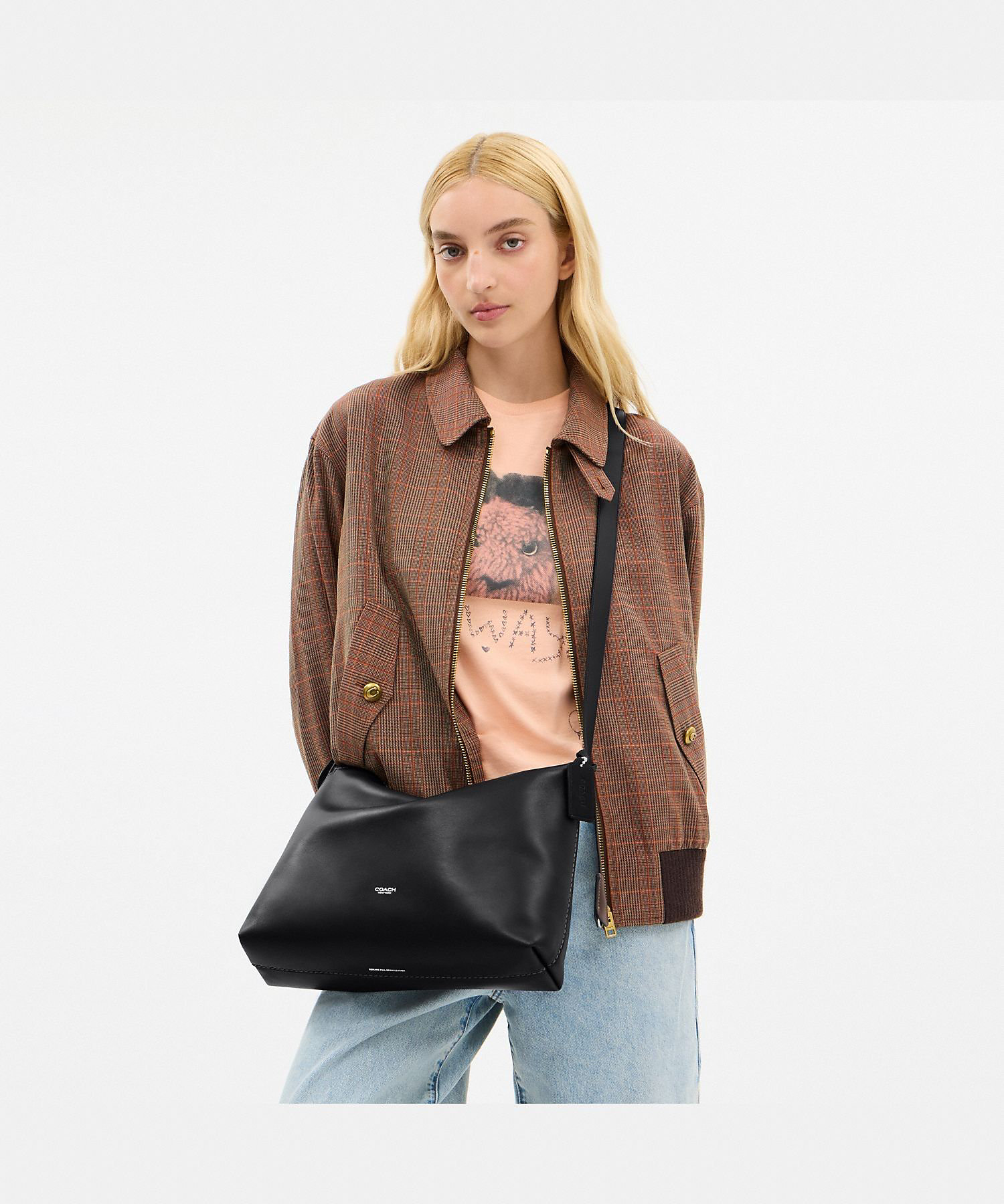 モット メッセンジャー バッグ 33 | COACH/コーチ | 三越伊勢丹