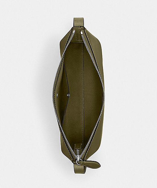 モット メッセンジャー バッグ 33 | COACH/コーチ | 三越伊勢丹