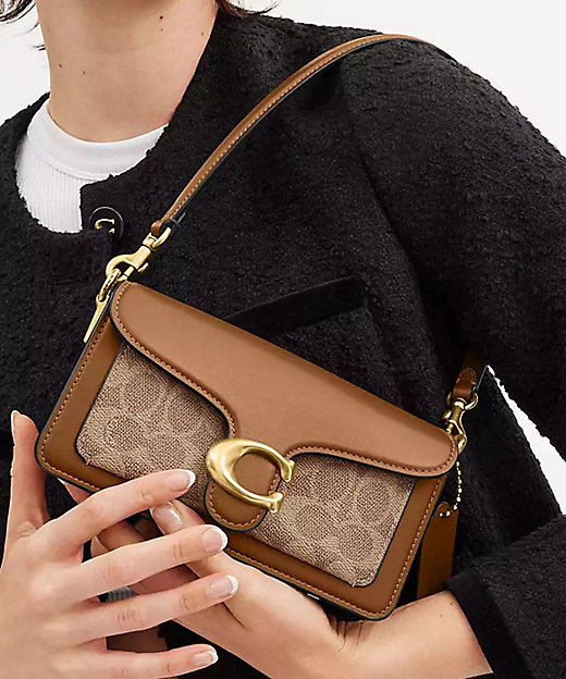 タビー ショルダー バッグ 20・シグネチャー キャンバス | COACH