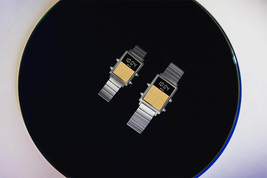 世界初の公式コラボ！】MAM (マム) の腕時計からバック