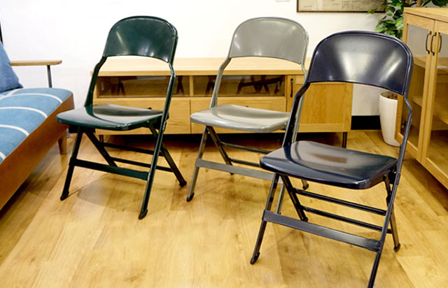 CLARIN (クラリン) スチール製フォールディングチェアの格好良さ