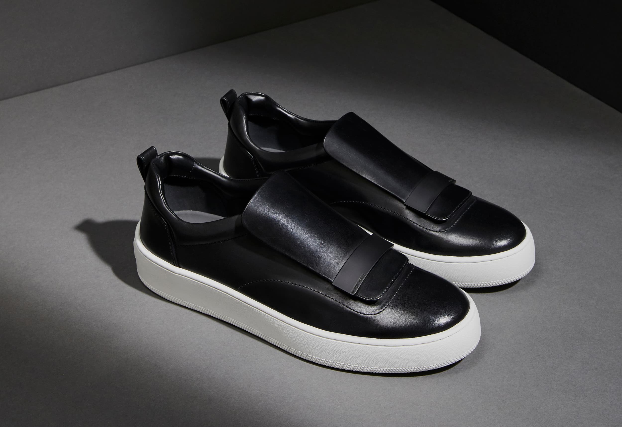 モダンで洗練された「Sergio Rossi（セルジオ ロッシ）」のメンズ