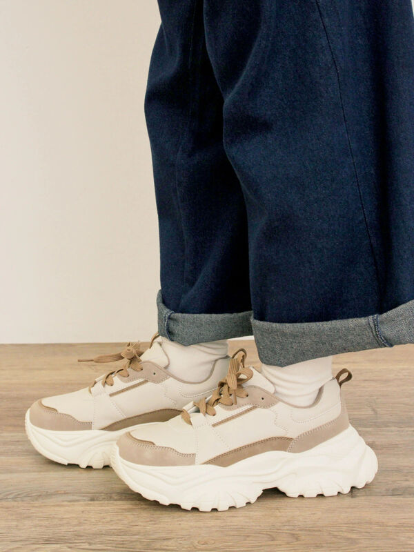 セール】 ボリュームソールスニーカー（ブラック/ベージュ/シューズ