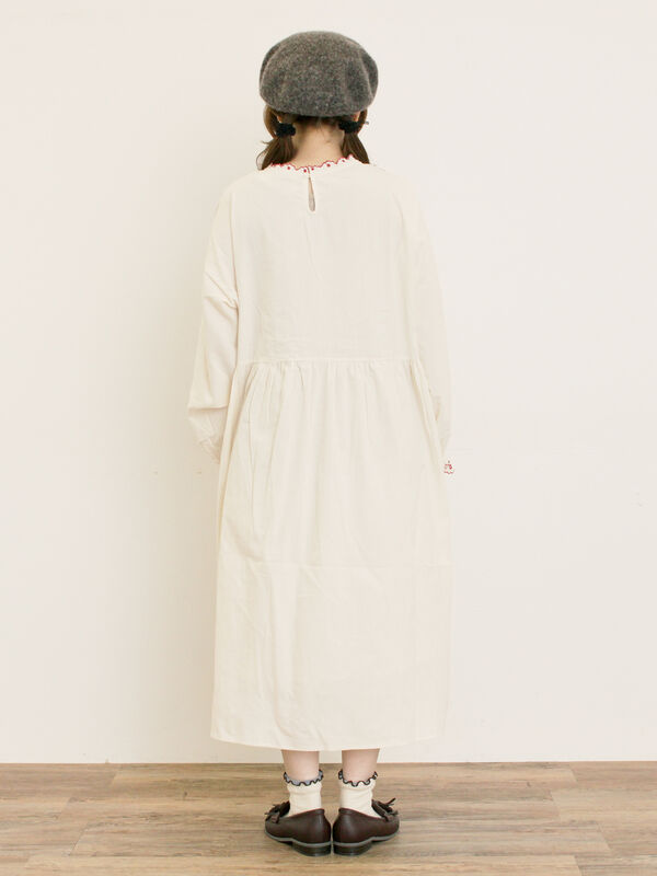 セール】 【S/Mサイズ】配色刺繍ワンピース（グレー/ブラック/レッド