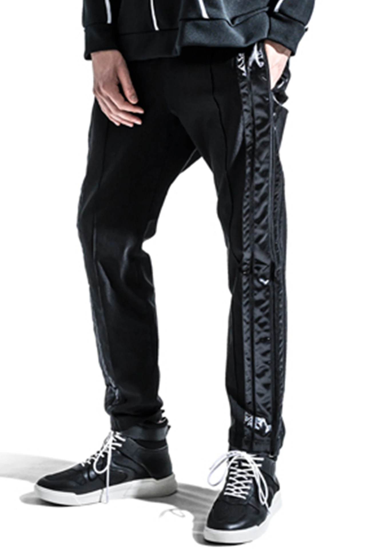 TORNADO TORNADO MART レザーフレア レースアップ Python柄 十字 M