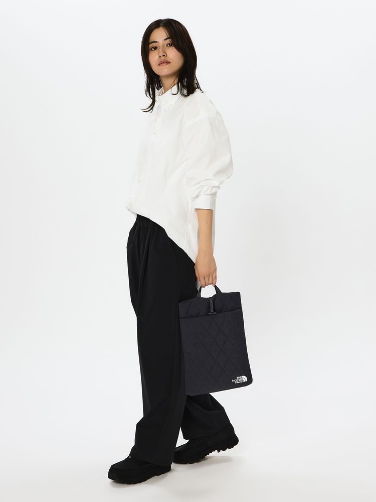 公式】ジオフェイスピーシースリーブ15インチ｜ザ・ノース・フェイス