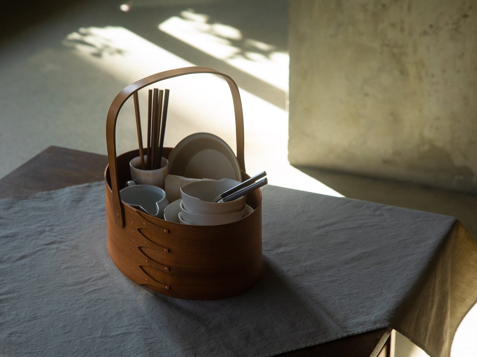 Ifuji Oval Box Carrier – Cherry