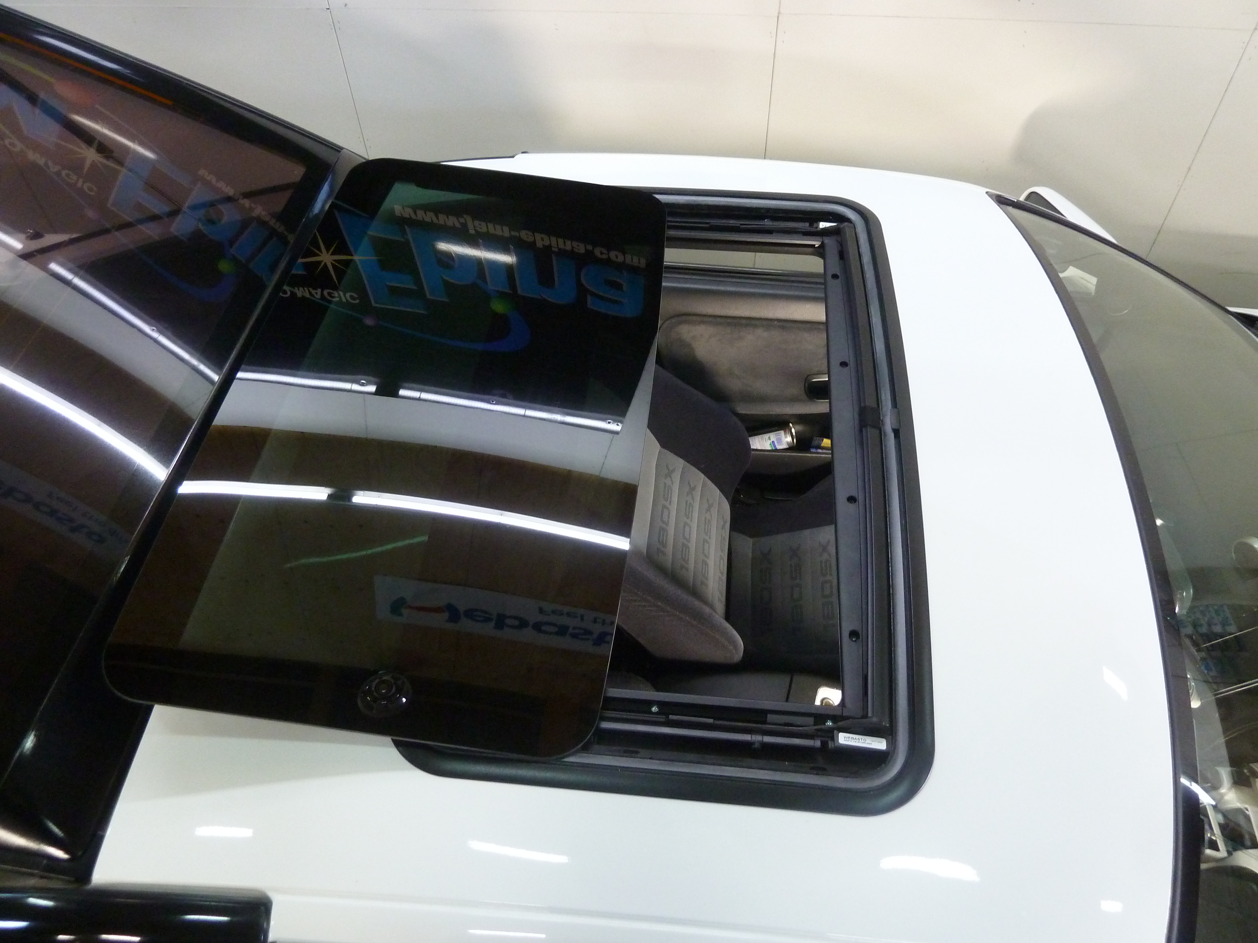 JAM-Ebina テクニカルセンター | 後付けサンルーフ・車のコーティング