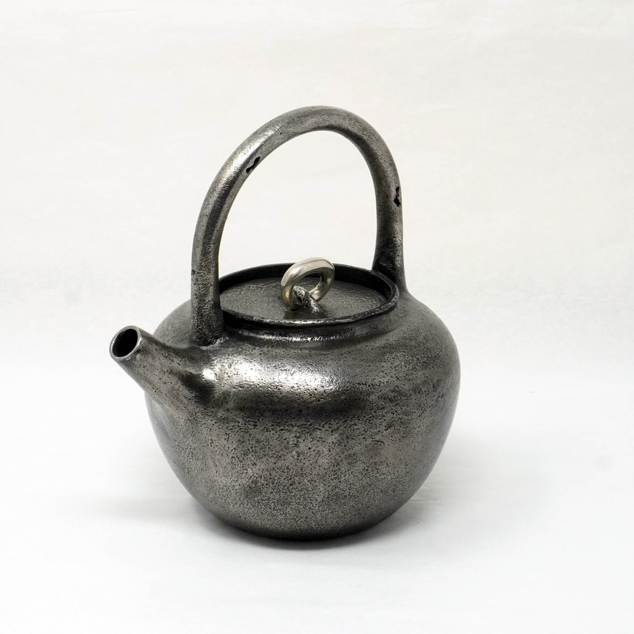 高岡銅器 鉄瓶 | 砂鉄 鉄砲口形 | 素文 | 般若鋳造所