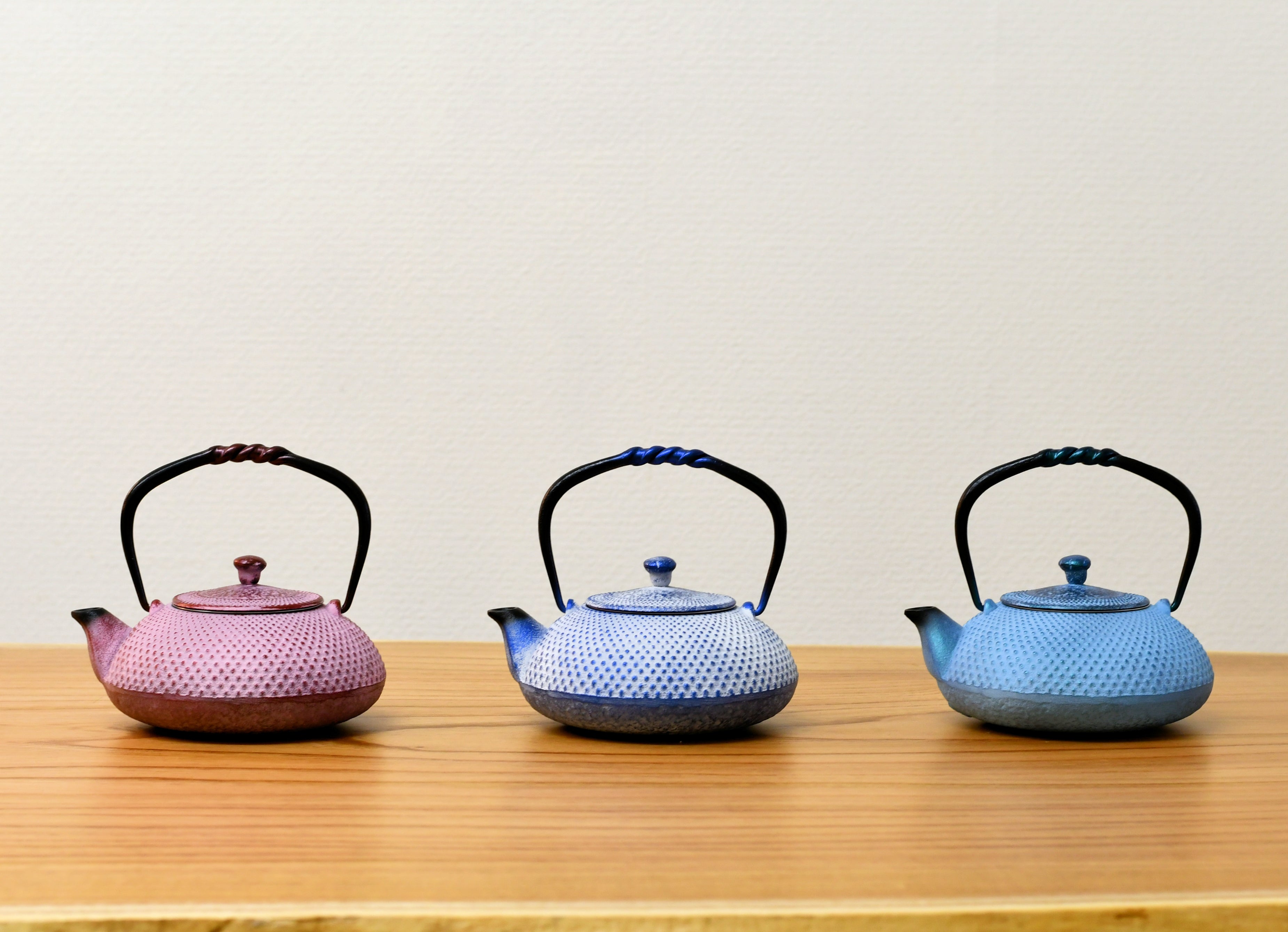 廃番】南部鉄器 急須 | アラレパール | 瑠璃白 | 及富