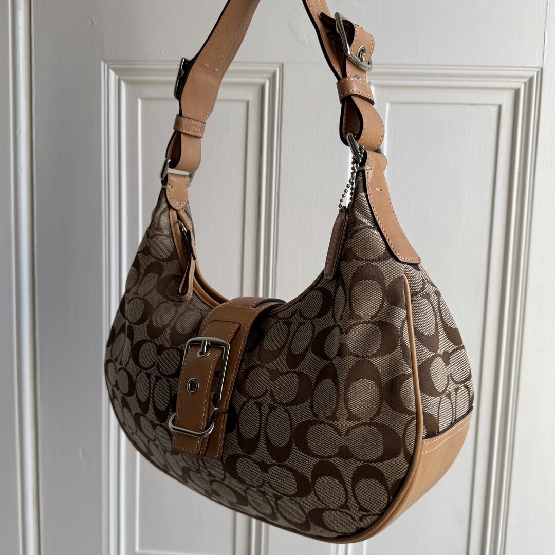 Coach Signature Hobo Buckle Tan Shoulder Bag – Jenny Hayley