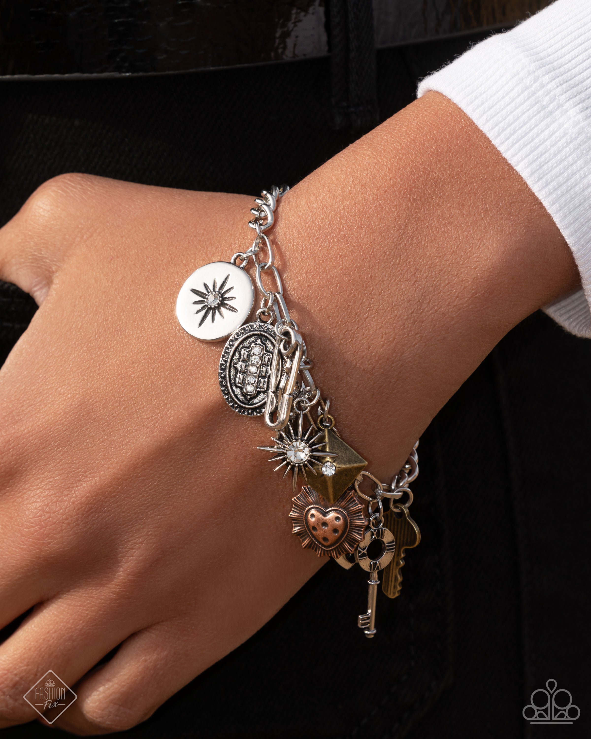 Fact Finding - multi - Paparazzi bracelet – JewelryBlingThing