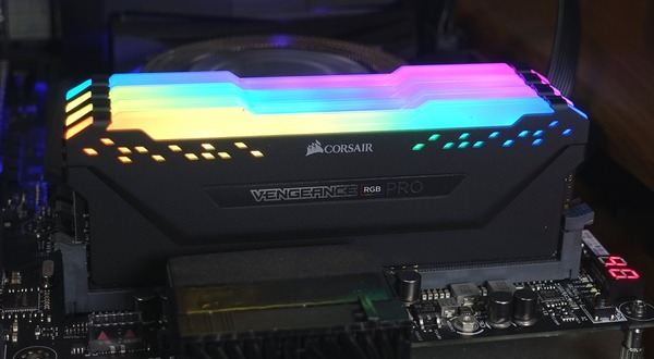 Corsair VENGEANCE RGB PRO」をレビュー。10分割アドレスは最高に