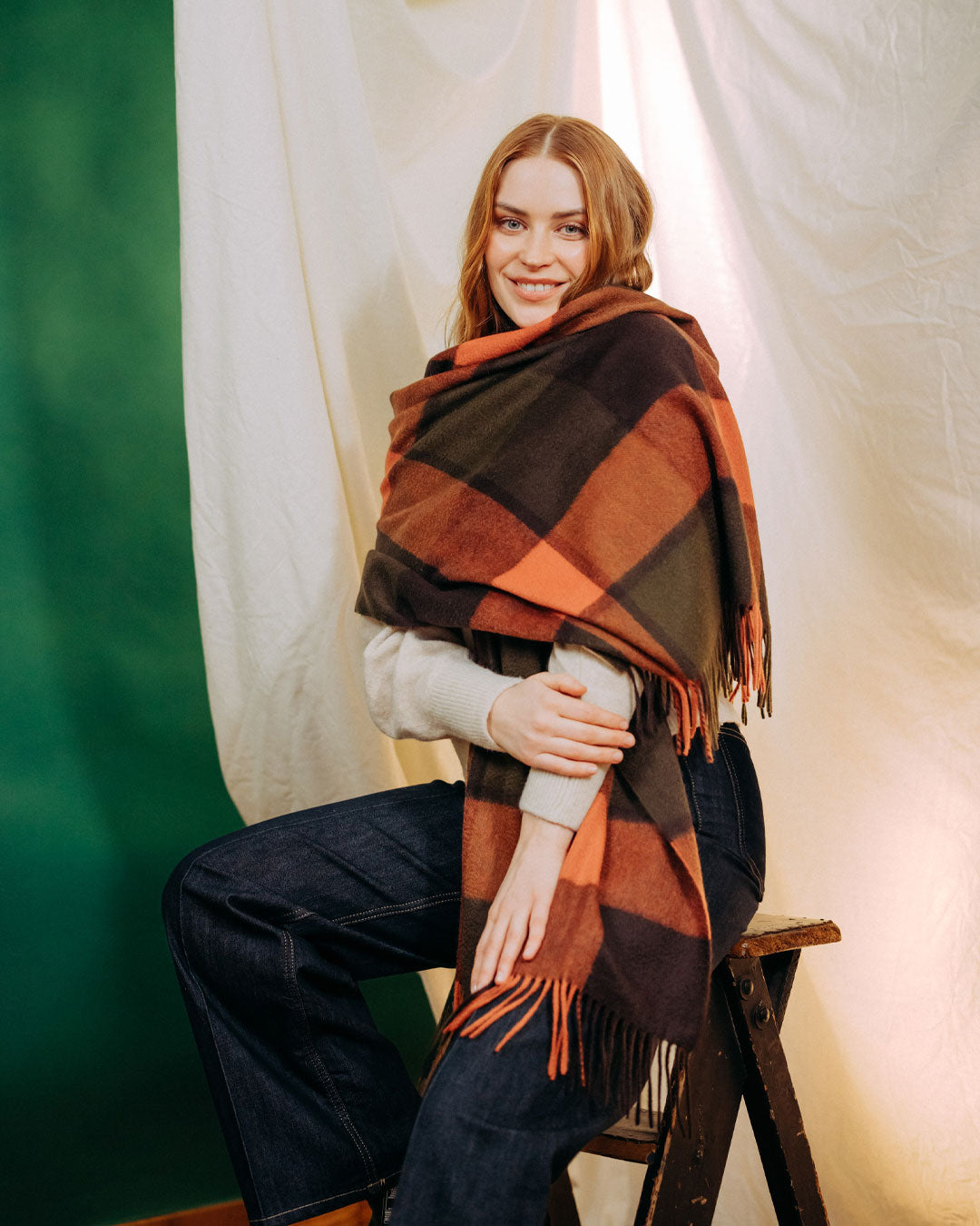 Joshua Ellis | Classic Plaid Luxury Cashmere Stole | Brown x Red