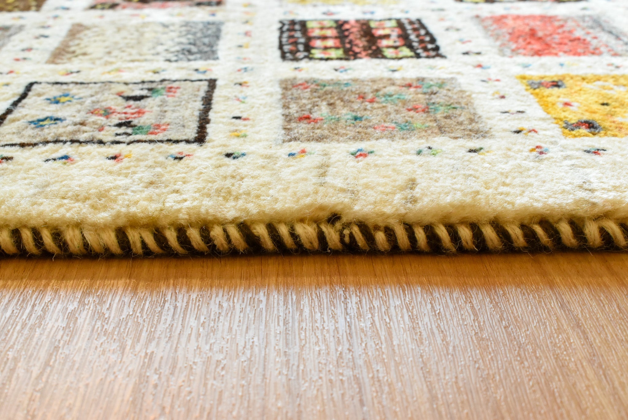 ギャッベ イラン産玄関マットサイズ 85×129