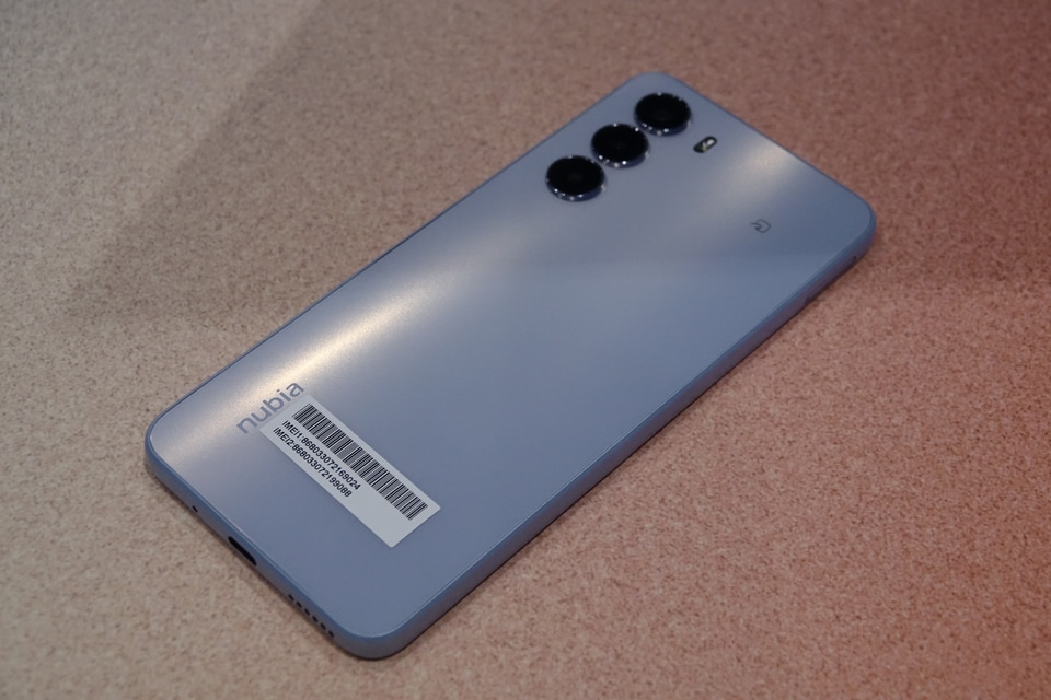 ワイモバイル回線契約で「nubia S 5G」が1円、Amazonでセール