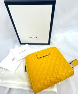 グッチ【GUCCI】マイクログッチシマ 二つ折り財布（449395-525040）の