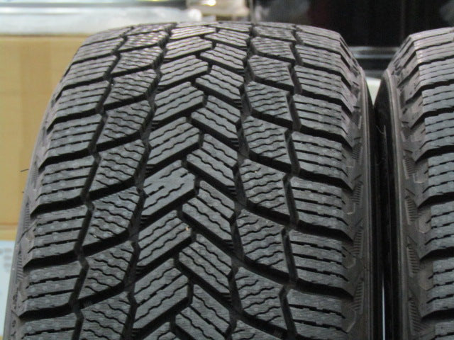 アウディ・Q2【ホイール】アウディ GA系 Q2純正 5スポークデザイン