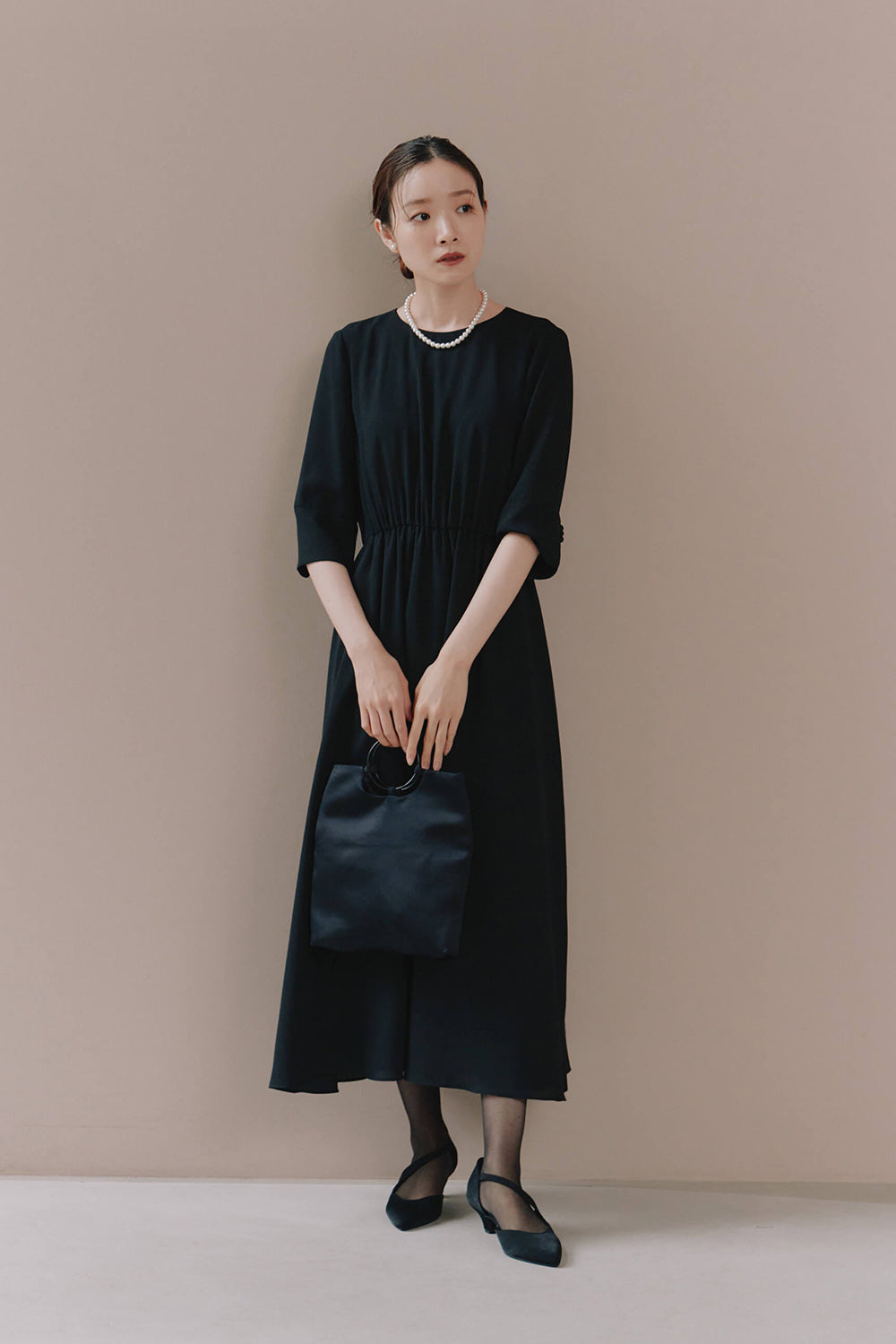 kaene公式オンラインストア ライトシフォンミドルスリーブワンピース