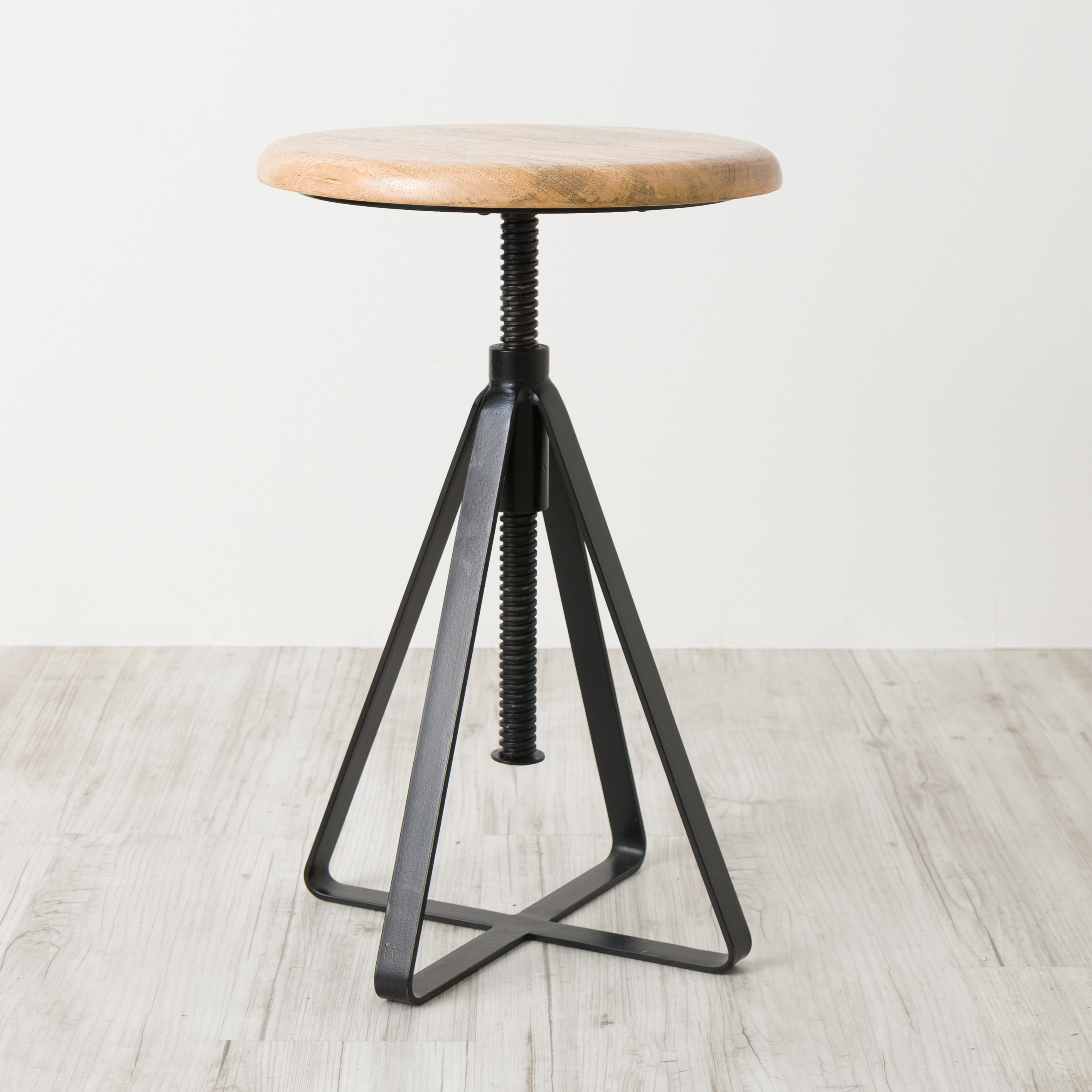 アイアンスツール アビス 家具の製造・販売 友安製作所