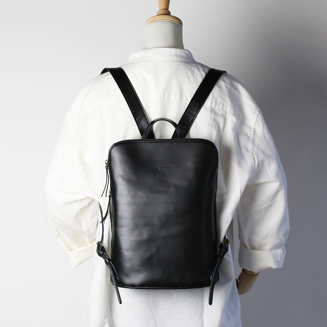 革と帆布のお出かけリュック | 香久山鞄